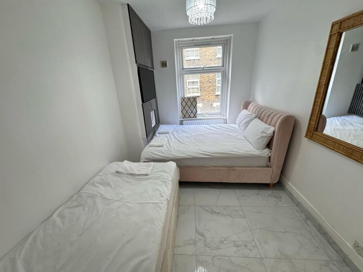 Apartamento 2 Bedroom Flat On First Floor